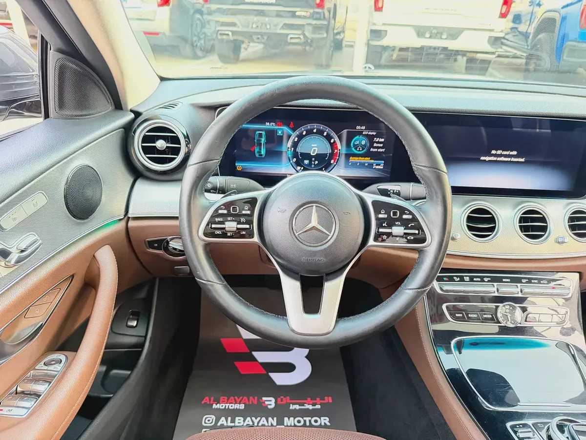 مرسيدس بنز E200 EMC رمادي /زعفراني 2020 خليجي-10-10