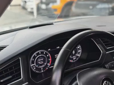 Volkswagen Tiguan 2017 in agency condition, accident-free-11