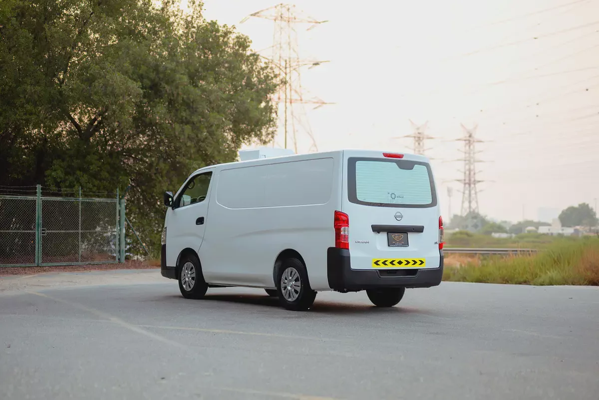 Nissan Urvan | Automatic | Standard Roof Chiller Van | GCC Specs | Ref#N45371-3-3