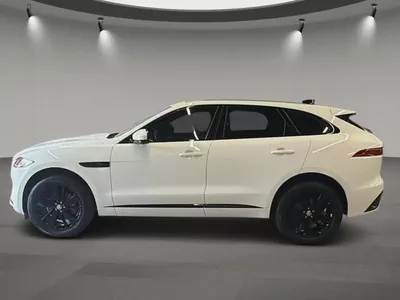 FULL AGENCY SERVICE HISTORY | F-Pace R Dynamic-7