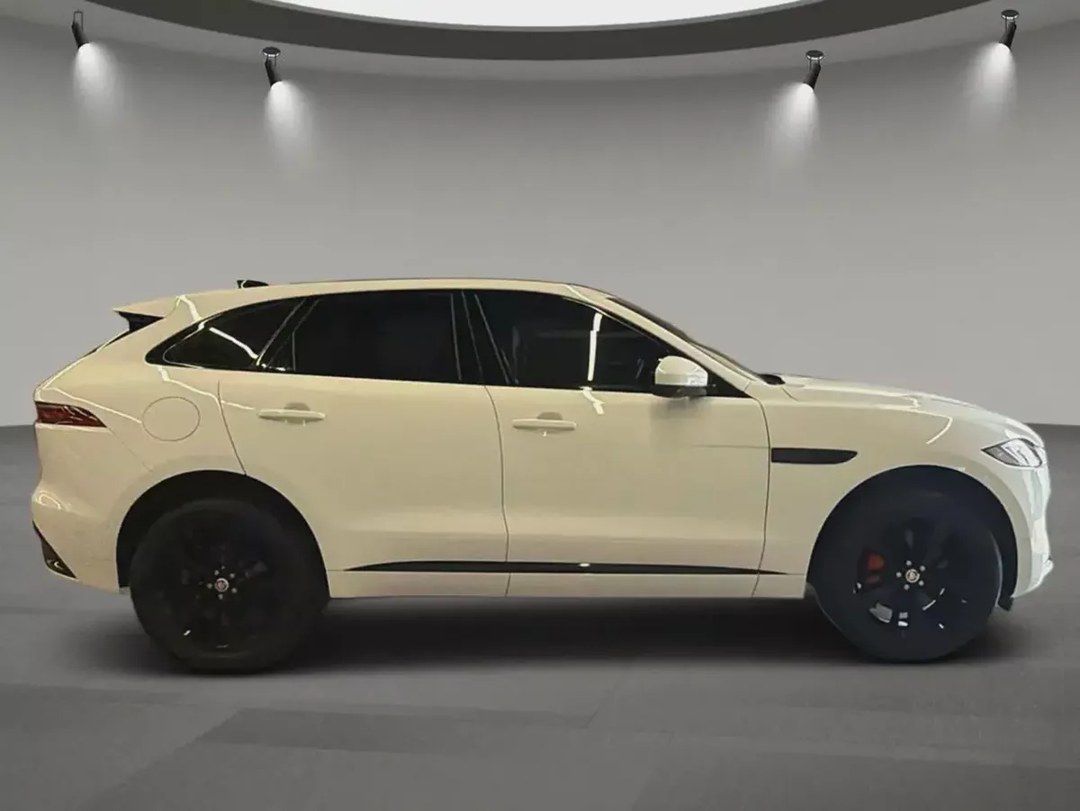 FULL AGENCY SERVICE HISTORY | F-Pace R Dynamic-3-3