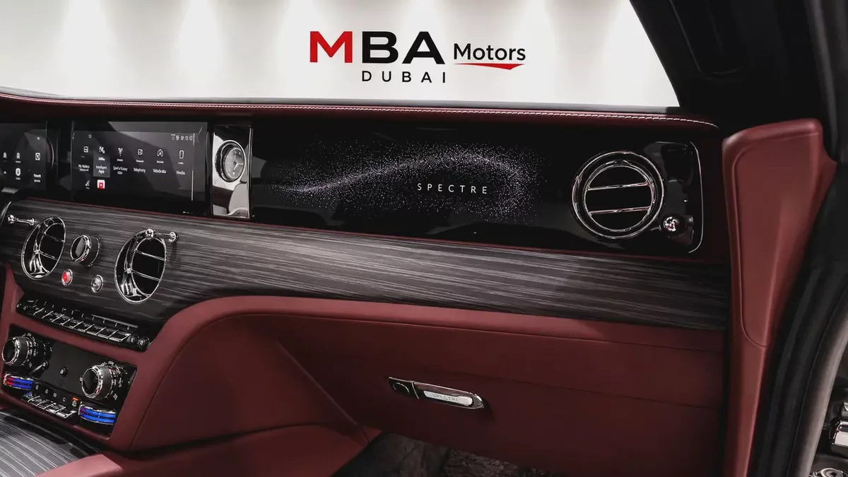 2025 Rolls Royce Spectre - GCC Specs - AGMC Warranty/Service-12-12