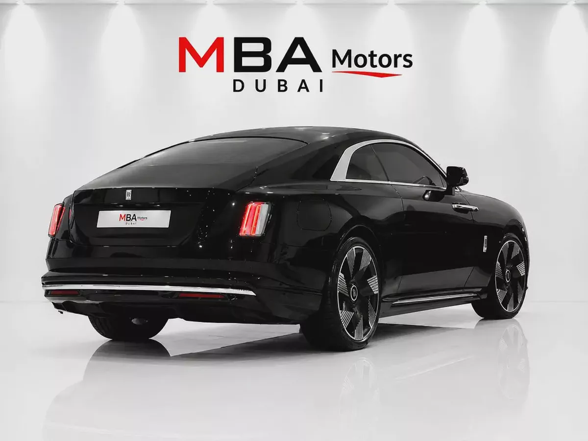 2025 Rolls Royce Spectre - GCC Specs - AGMC Warranty/Service-3-3