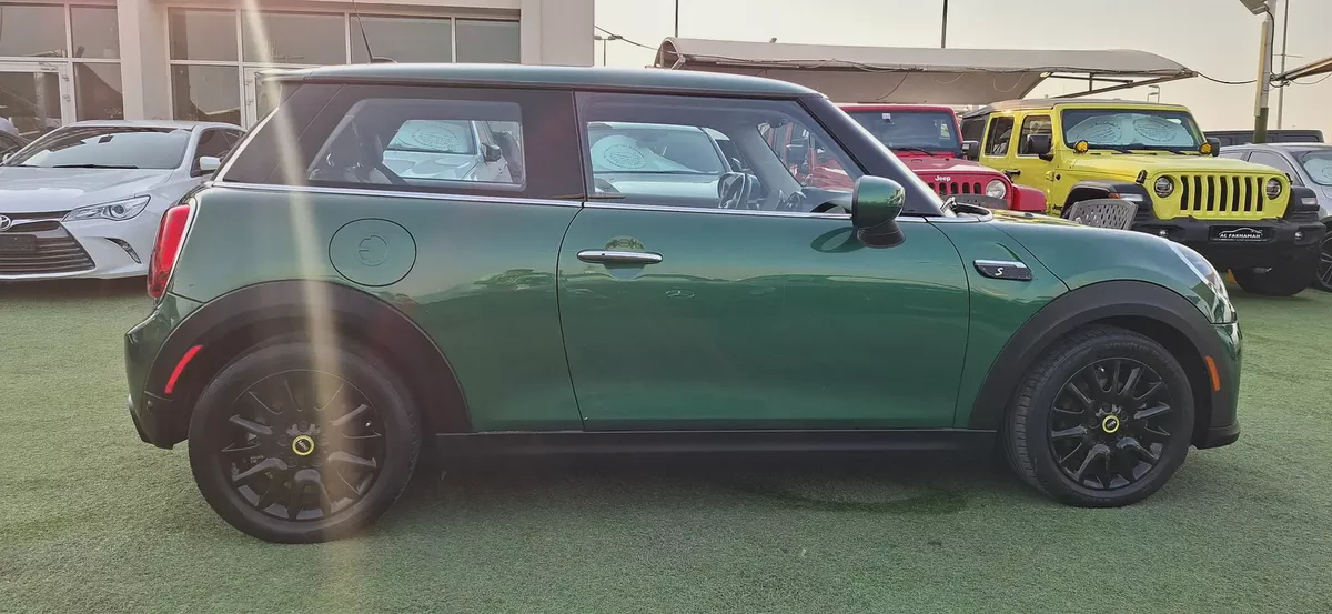 2023 MINI Cooper SE - Electric - American Specs-4-4
