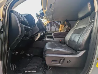 Toyota Tundra Crewmax SR5 2019 - American Specs - Excellent Condition-11