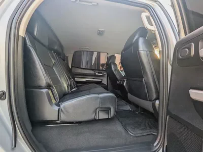 Toyota Tundra Crewmax SR5 2019 - American Specs - Excellent Condition-14