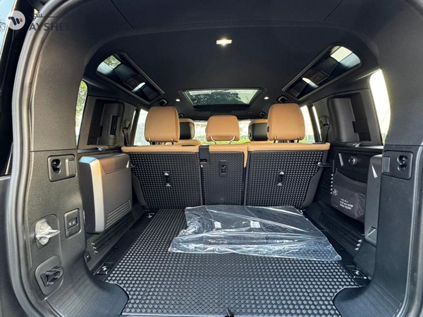 Land Rover Defender LAND ROVER DEFENDER HSE P400 X-DAYNAMIC GCC FULLY LOADED UNDER WARRANTY