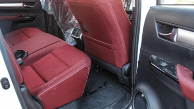 Toyota Hilux HILUX GLX 2.7L MT PETROL 2024-6