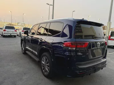 تويوتا لاند كروزر 2024 GXR توين تيربو صبغ الوكاله رقم واحد-4