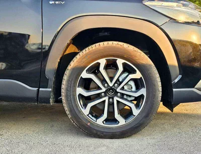 Toyota Frontlander LUXURY || 2.0L HYBRID V4 || RADAR / SUNROOF / DRIVER POWER SEATS (CODE#FRLX)-6