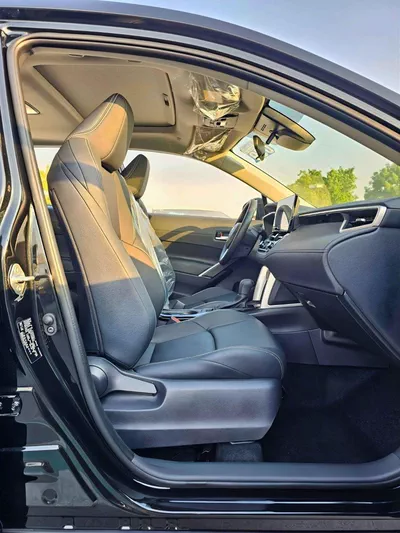Toyota Frontlander LUXURY || 2.0L HYBRID V4 || RADAR / SUNROOF / DRIVER POWER SEATS (CODE#FRLX)-8