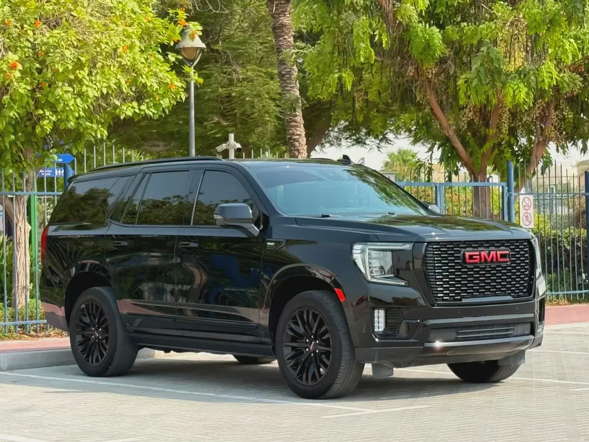 2023-GMC Yukon Denali-Full option-Black edition-Full Service History-Under Warranty