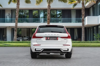 2,155 P.M | B5 Ultimate Dark | Volvo Warranty til Dec 2027 | 0% Downpayment-4