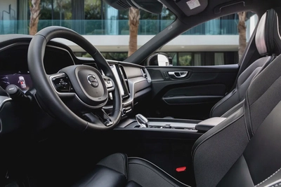 2,155 P.M | B5 Ultimate Dark | Volvo Warranty til Dec 2027 | 0% Downpayment-8