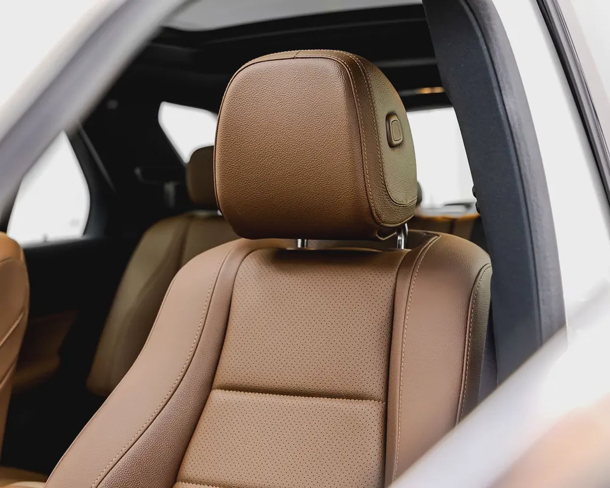 MERCEDES GLE450 - AMG KIT - 2024 - GCC - 7SEATER - GARGASH WARRANTY AND SERVICE CONTRACT-15-15