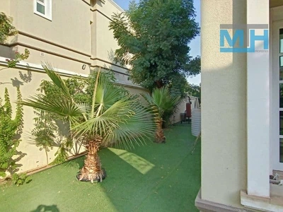 Gallery Villas, Dubai Sports City, Dubai-1