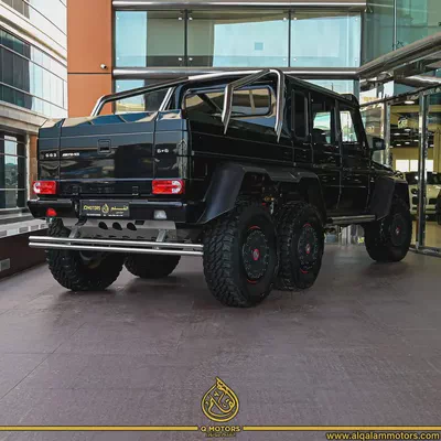 2014  MERCEDES BENZ G63  6X6   GCC DONE ONLY 1000KM-1