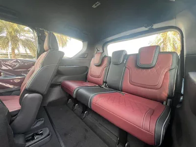 Infiniti QX80 AUTOGRAPH BENCH CHAIRS-12