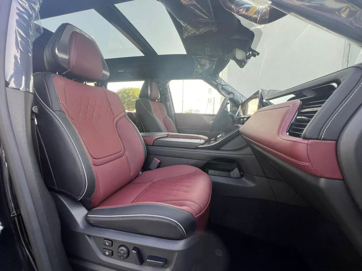 Infiniti QX80 AUTOGRAPH BENCH CHAIRS-14-0