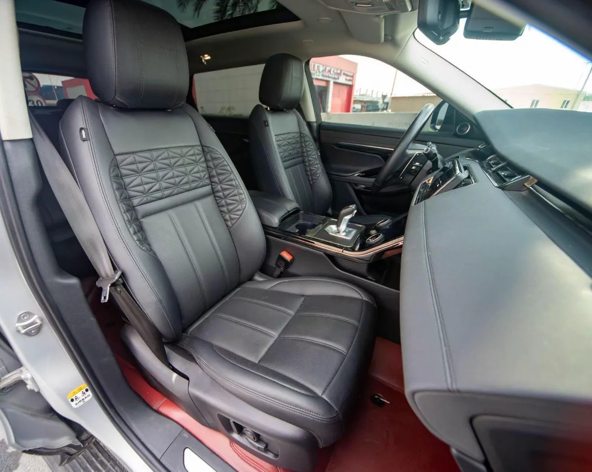 Land Rover Range Rover Evoque P250 2.0L (245 HP)-17-0