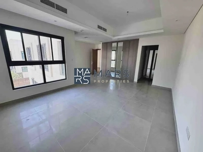 Luxury 5badroom villa available for rent: 170k-8
