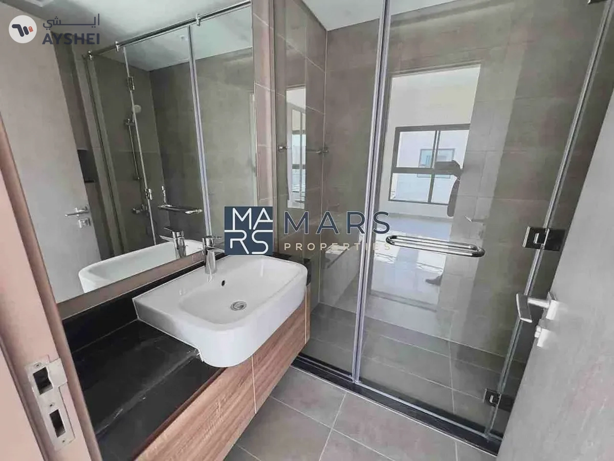 Luxury 5badroom villa available for rent: 170k-3-3