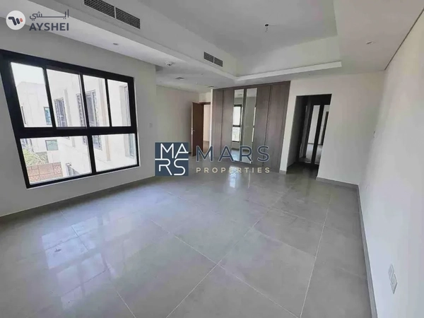 Luxury 5badroom villa available for rent: 170k