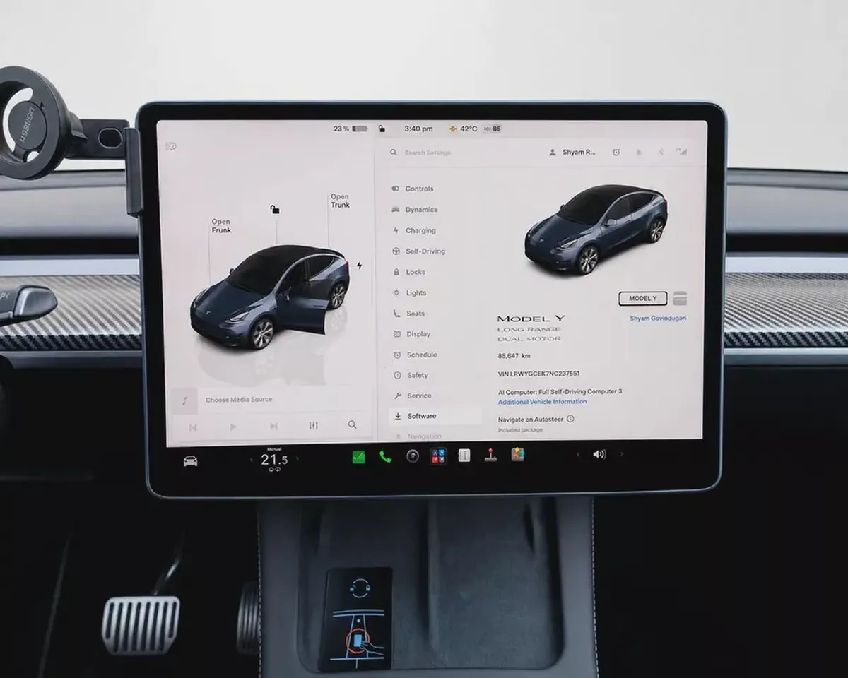 Tesla Model Y Long Range 2022 | GCC Specs | 1,671 AED / Monthly-11-11