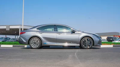 2026 Toyota Camry Lumiere 2.5L AT Hybrid Full Option (Gray)-1