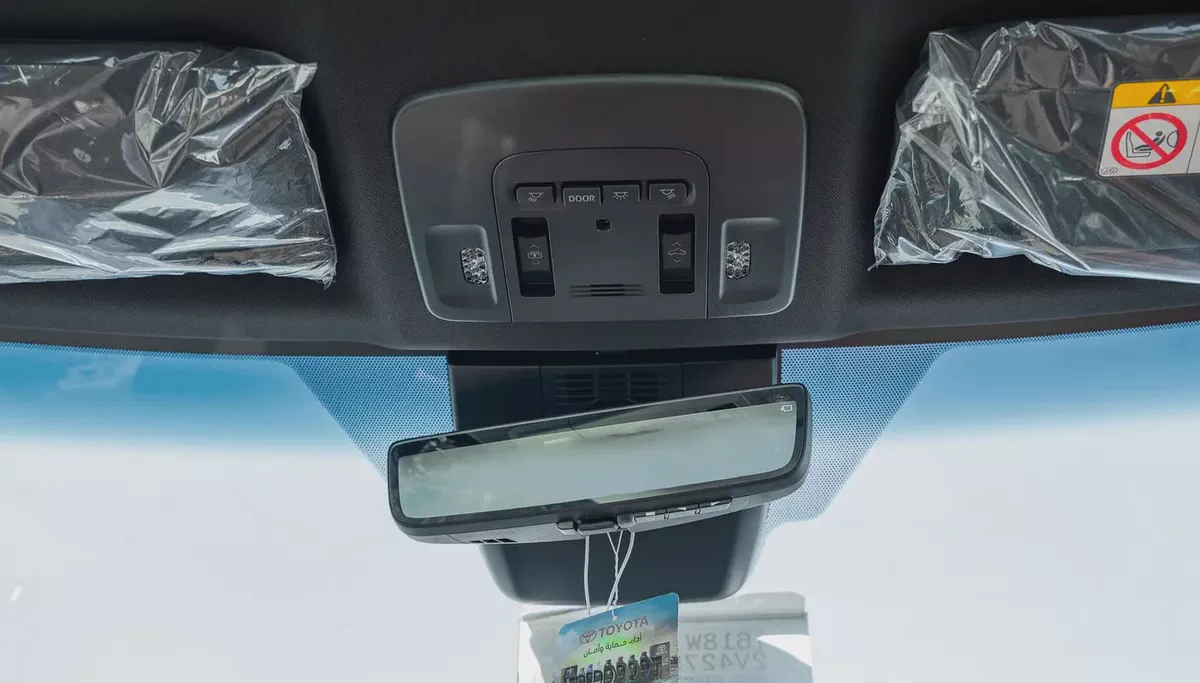 2026 Toyota Camry Lumiere 2.5L AT Hybrid Full Option (Gray)-14-14