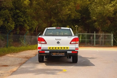 Mazda BT-50 | Double Cabin 4X2 | Manual | GCC Specs | Ref#M72436-5