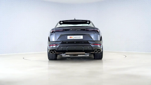 Lamborghini Urus Performante