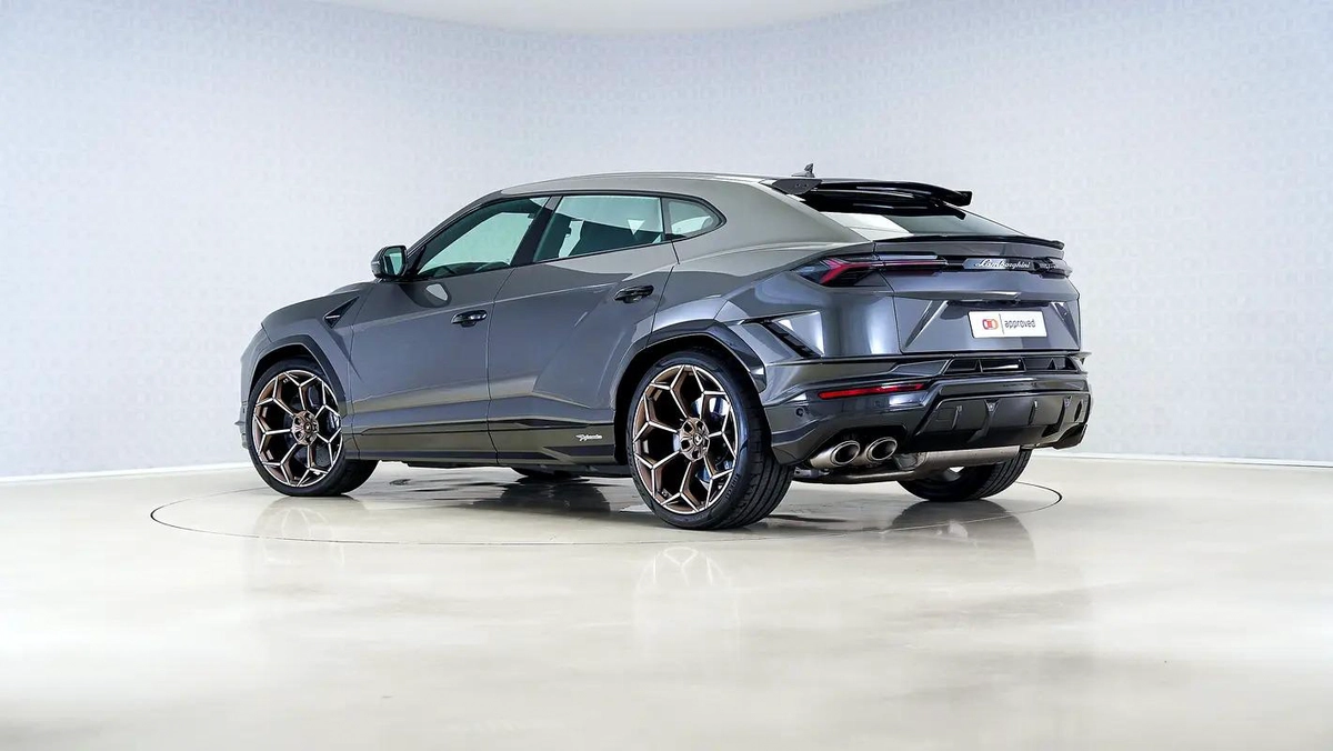 Lamborghini Urus Performante-3-3