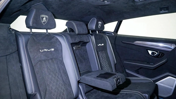 Lamborghini Urus Performante