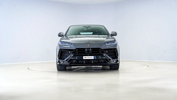 Lamborghini Urus Performante