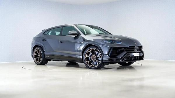 Lamborghini Urus Performante