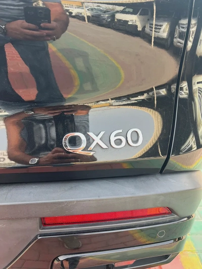 Infiniti QX60 Premium 2024 - American Specs-15