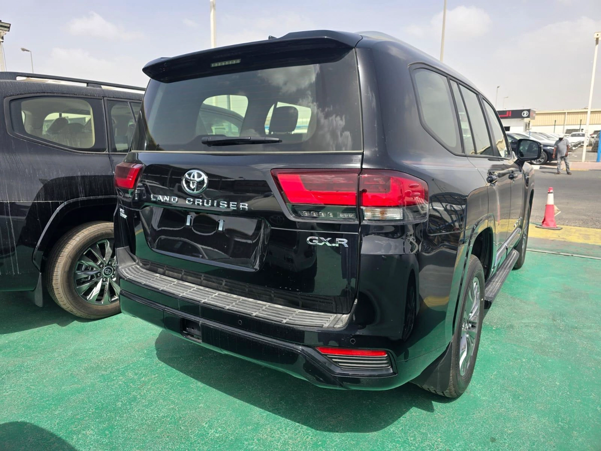 TOYOTA LC300 GXR 3.3L DIESEL 2026 | BLACK | BLACK-3-3