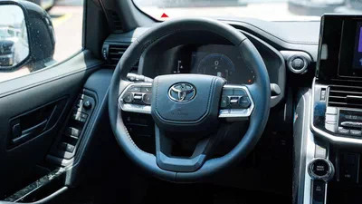 Toyota Land Cruiser GXR LC300 GXR 3.5L PETROL 26YM-4