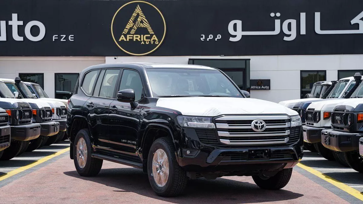 Toyota Land Cruiser GXR LC300 GXR 3.5L PETROL 26YM