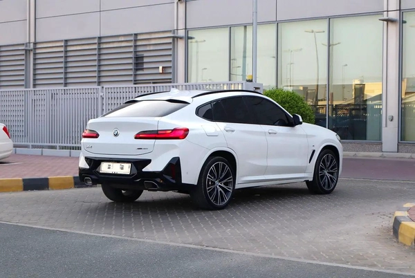 BMW X4 xDrive30i 2022 GCC Specs - Low Mileage - Extended Warranty