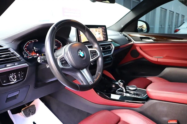 BMW X4 xDrive30i 2022 GCC Specs - Low Mileage - Extended Warranty