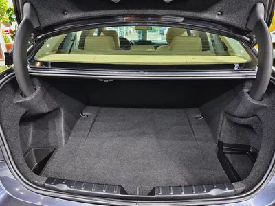 320i Executive - GCC Specs- Excellent Condition Single Owner-13