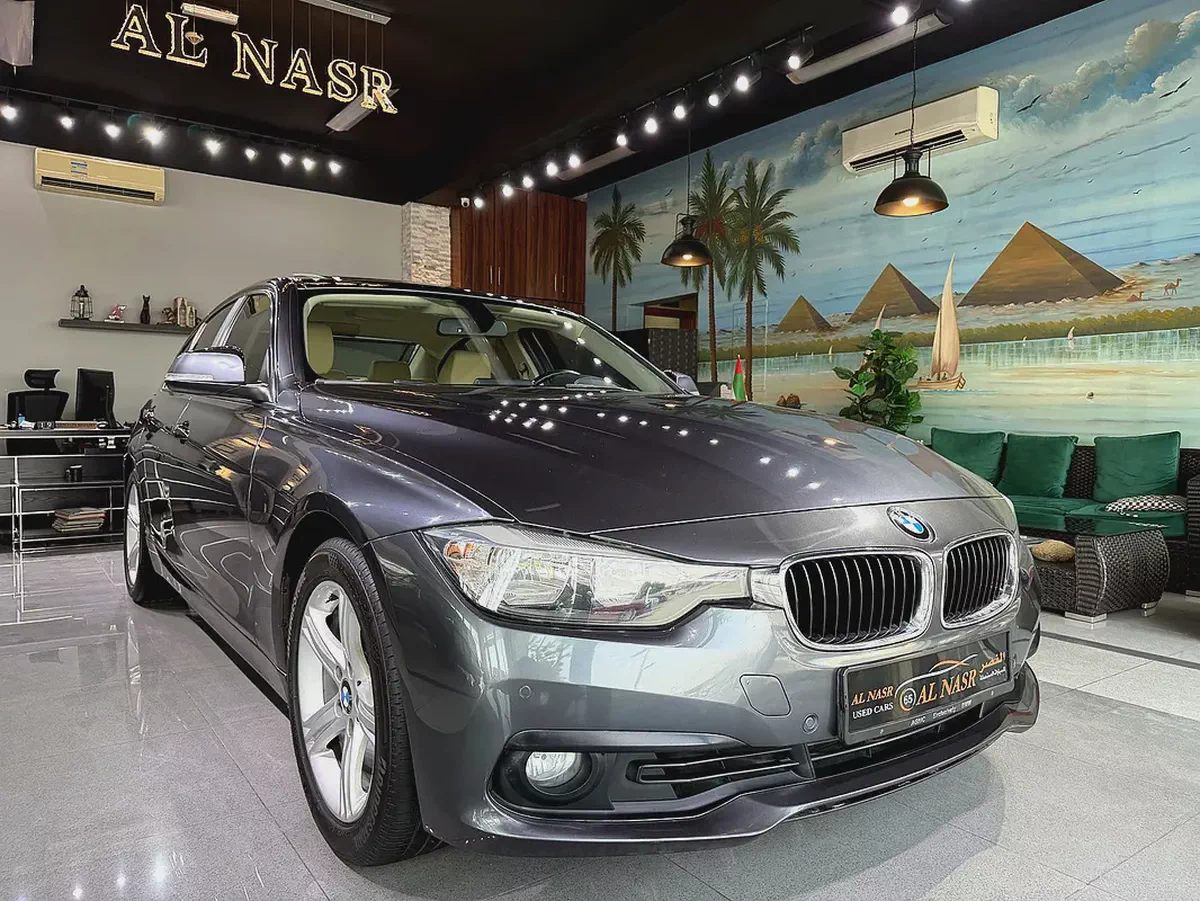 320i Executive - GCC Specs- Excellent Condition Single Owner