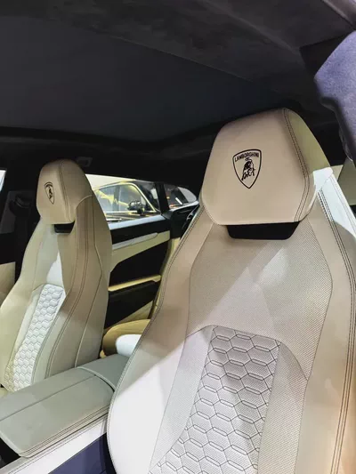 2020 LAMBORGHINI URUS ( GCC / STILL UNDER WARRANTY )-10
