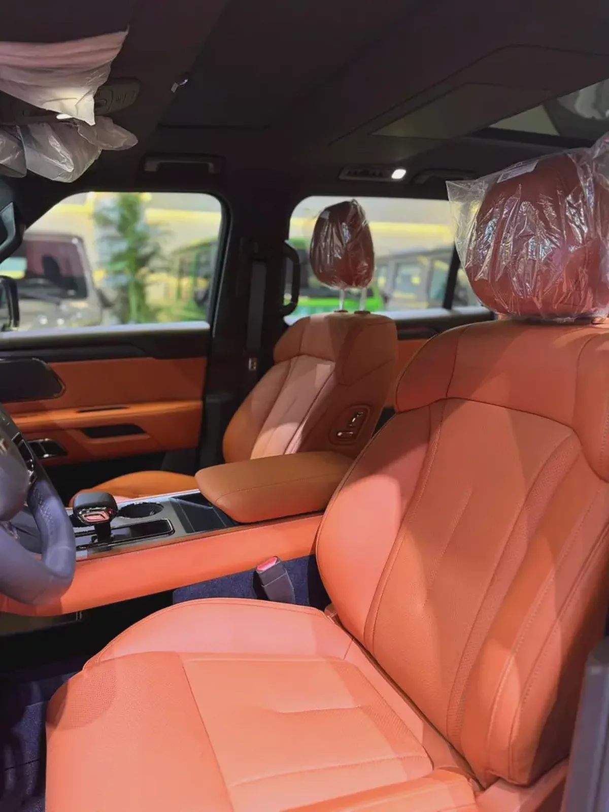 Rox 01 VIP 2026 | Brand New | Chinese Specs | Luxury EREV SUV-11-11