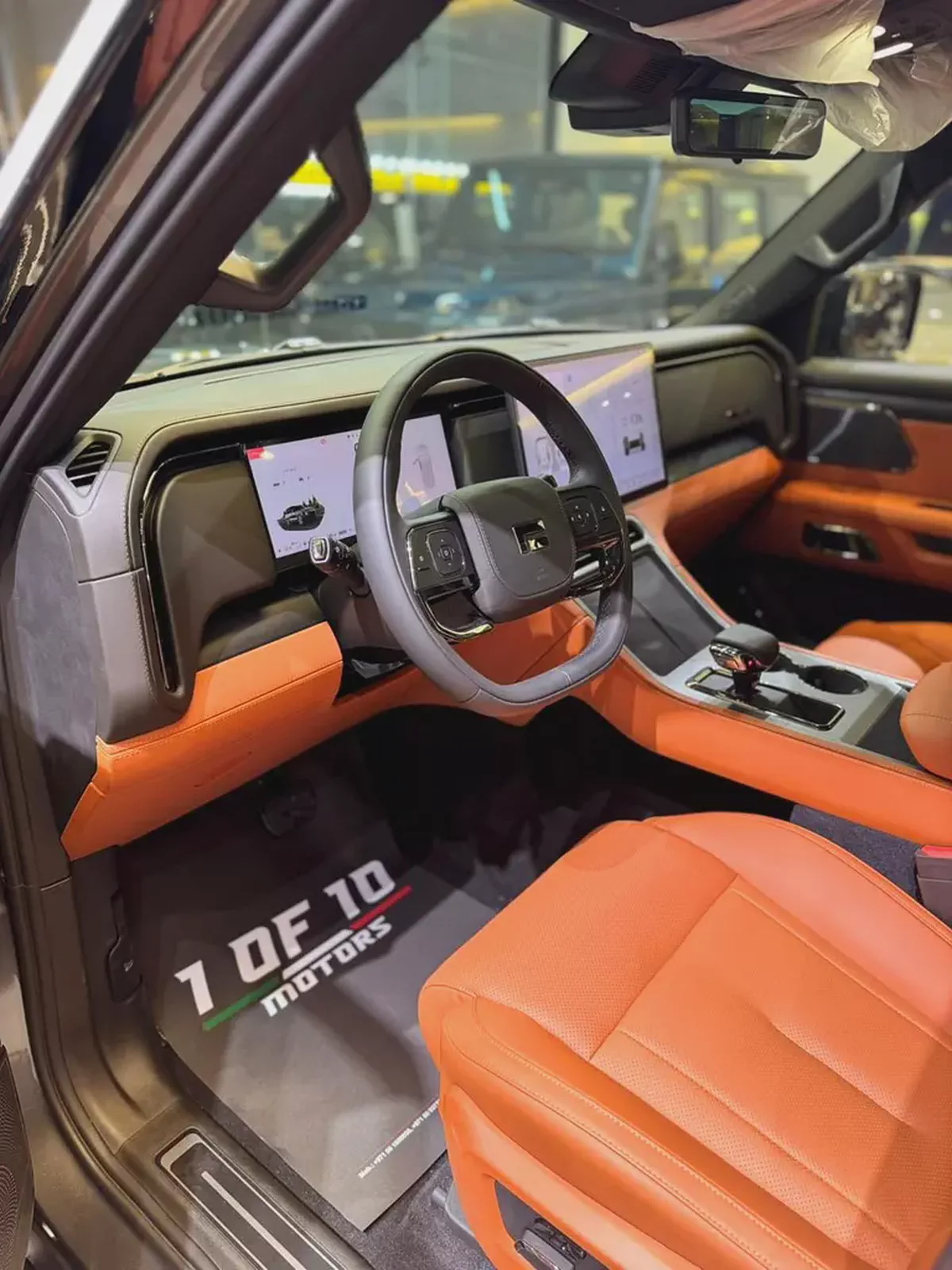Rox 01 VIP 2026 | Brand New | Chinese Specs | Luxury EREV SUV-8-8