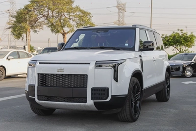 ROX 01 | 7 Seater | Hybrid SUV | Fully Loaded-2