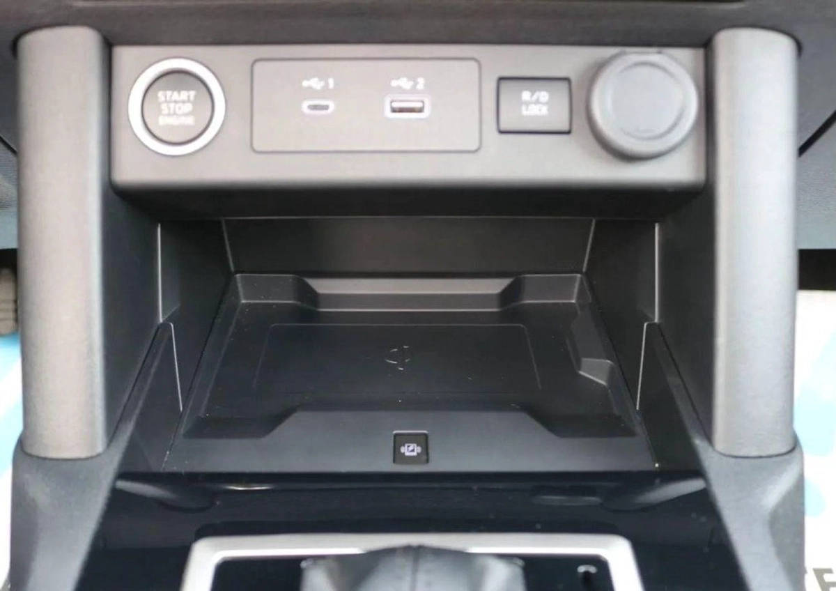 Mitsubishi L200 Mitsubishi L200 Sportero 2.4L Diesel MY2026-11-0