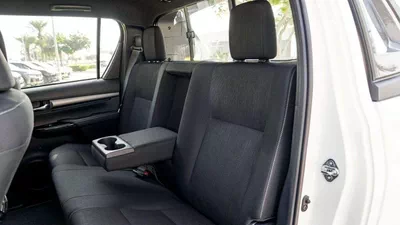 Toyota Hilux Toyota Hilux adventure  2.8L Diesel Advanture 2024 Automatic-9